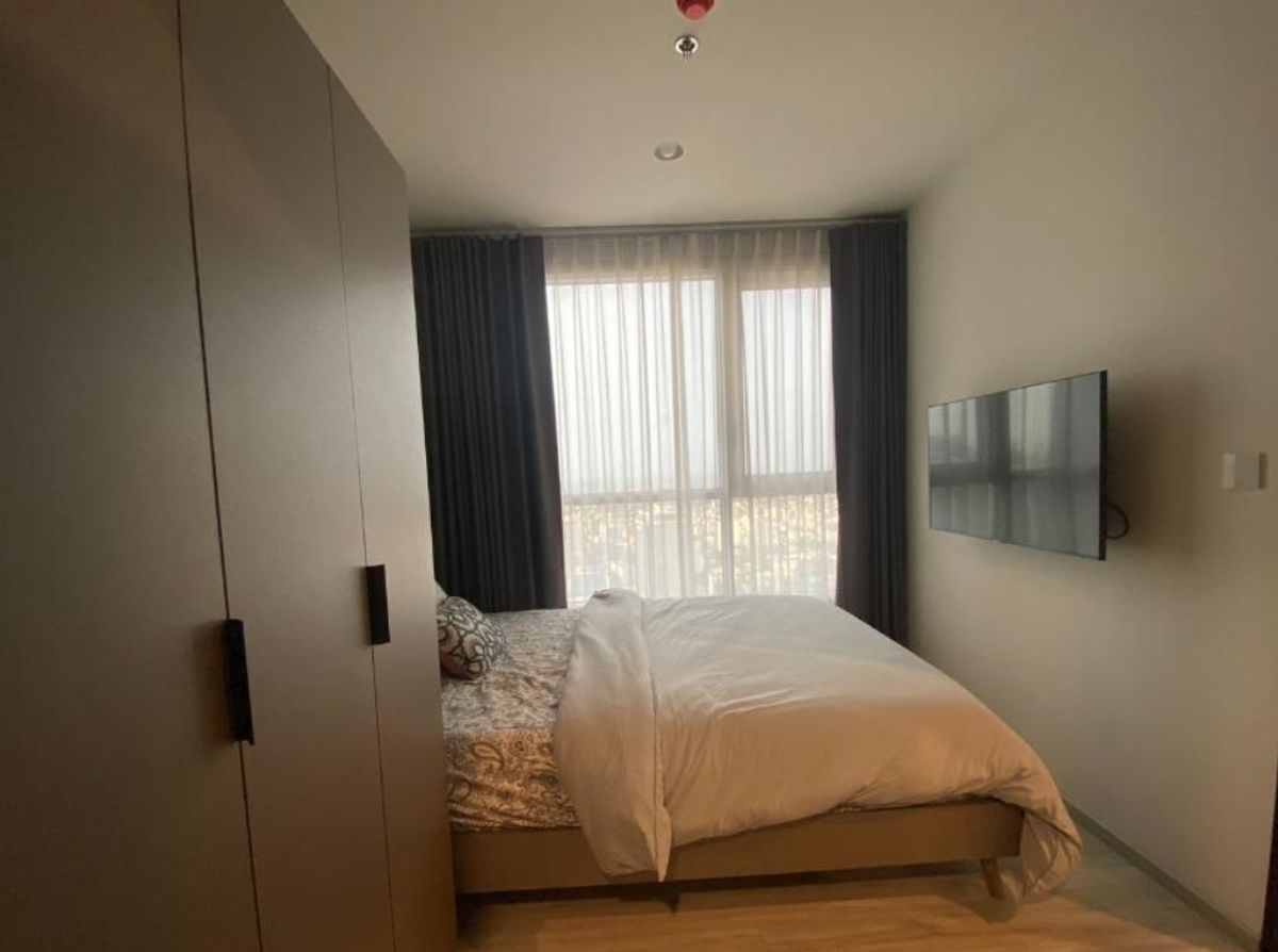 For RentCondoRatchadapisek, Huaikwang, Suttisan : For rent: XT Huai Khwang, 6th floor.