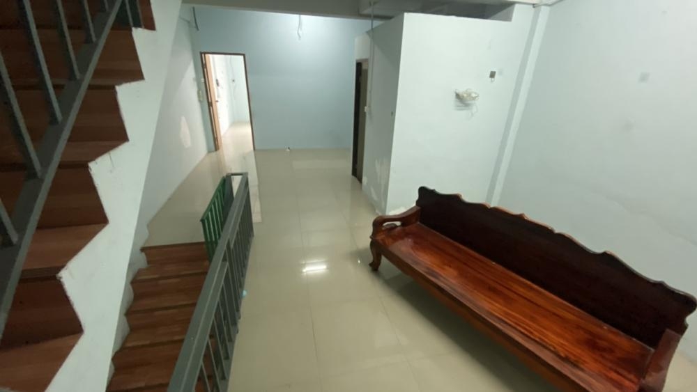 ขายอาคารพาณิชย์พระราม 2 บางขุนเทียน : S-OBKT101 ขาย อาคารพาณิชย์ ถ.บางขุนเทียน-ชายทะเล 4ชั้น ขนาด 18ตร.ว. พื้นที่ใช้สอย 288ตร.ม. 6นอน 4น้ำ 4.1ล้าน 064-959-8900