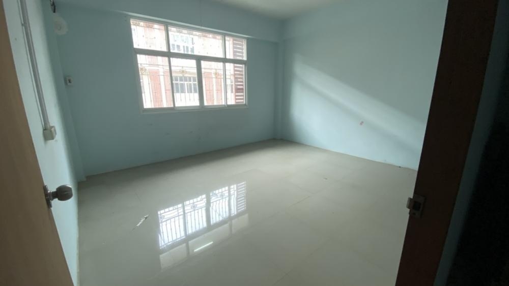 ขายอาคารพาณิชย์พระราม 2 บางขุนเทียน : S-OBKT102 ขาย อาคารพาณิชย์ ถ.บางขุนเทียน-ชายทะเล 4ชั้น ขนาด 18ตร.ว. พื้นที่ใช้สอย 268ตร.ม. 6นอน 4น้ำ 4.1ล้าน 064-959-8900