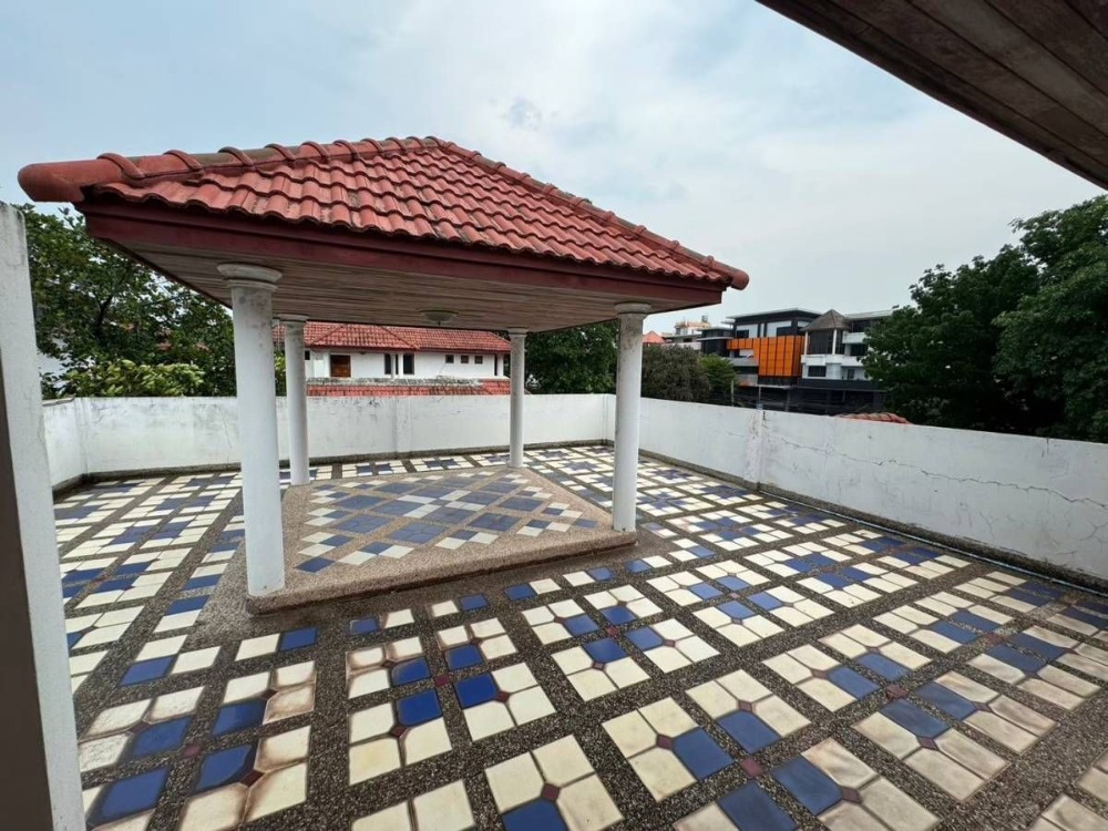 ขายบ้านเลียบทางด่วนรามอินทรา : S-HSRL102 ขาย บ้านเดี่ยว หมู่บ้านศรีวรา ทาวน์อินทาวน์ 3ชั้น ขนาด 469ตร.ว. พื้นที่ใช้สอย 1,500ตร.ม. 8นอน 11น้ำ 180 ล้าน 064-959-8900