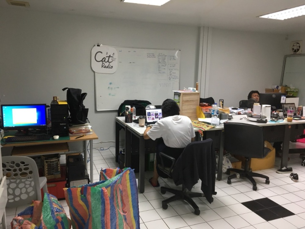 For SaleShop HouseRamkhamhaeng, Hua Mak : S-OTIT103 for sale, commercial building, Town in Town Village, Soi 2, 3 floors, size 60 sq m., usable area 240 sq m., 5 bathrooms, 22 million, 064-959-8900