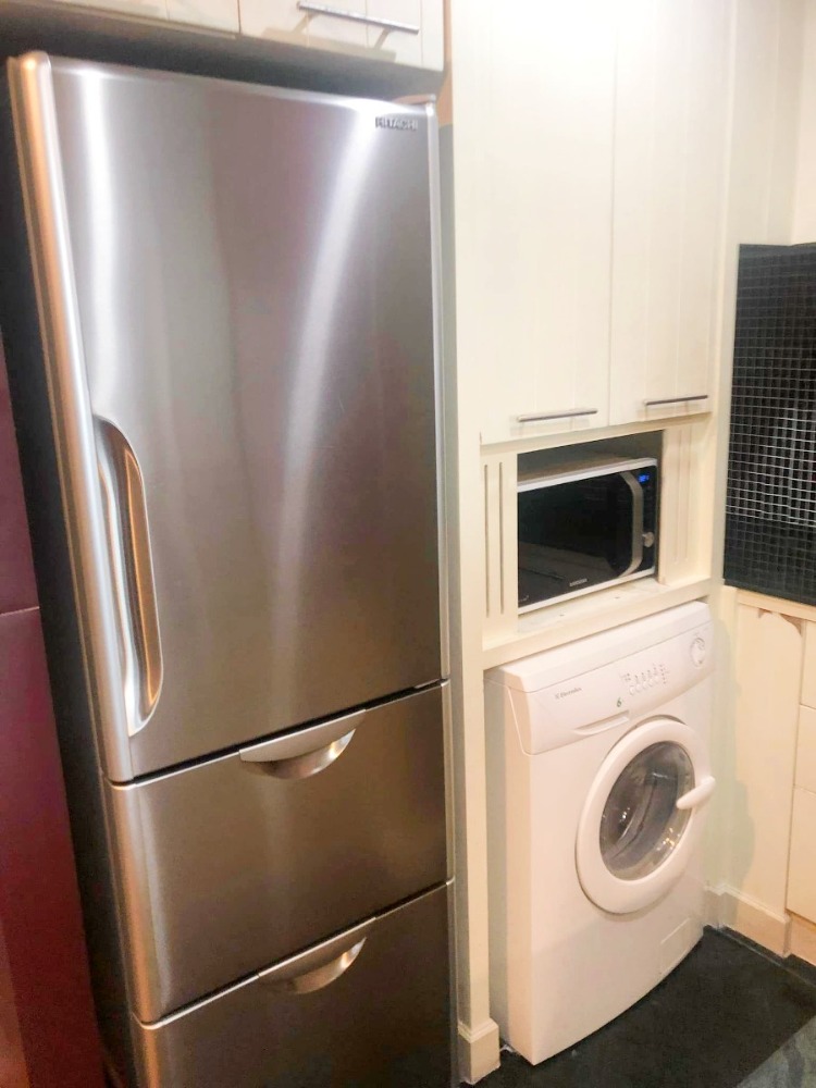 For SaleCondoSathorn, Narathiwat : For sale: URBANA Sathorn, 1 bedroom, 65 sqm., 22nd floor, elegant room, fully furnished.