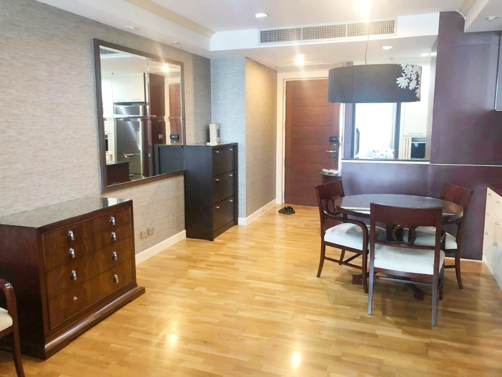 For SaleCondoSathorn, Narathiwat : For sale: URBANA Sathorn, 1 bedroom, 65 sqm., 22nd floor, elegant room, fully furnished.