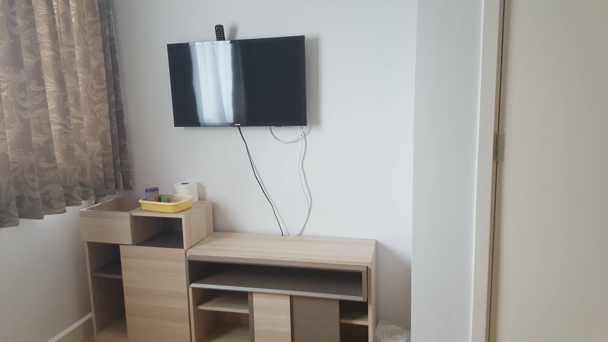 ให้เช่าทาวน์โฮมบางซื่อ วงศ์สว่าง เตาปูน : ให้เช่า Townhome/Home office โครงการ Flora Wongsawang ฟลอร่า วงค์สว่าง