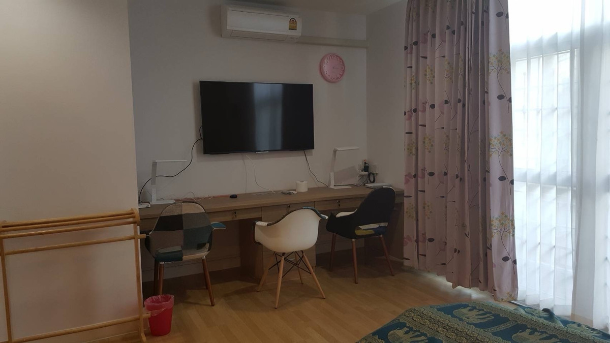 ให้เช่าทาวน์โฮมบางซื่อ วงศ์สว่าง เตาปูน : ให้เช่า Townhome/Home office โครงการ Flora Wongsawang ฟลอร่า วงค์สว่าง