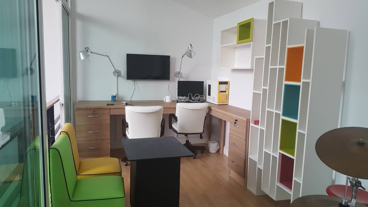 ให้เช่าทาวน์โฮมบางซื่อ วงศ์สว่าง เตาปูน : ให้เช่า Townhome/Home office โครงการ Flora Wongsawang ฟลอร่า วงค์สว่าง