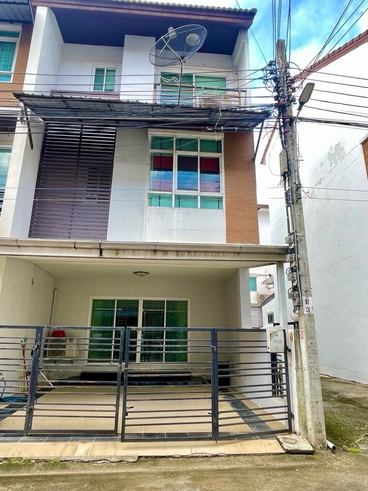 ขายทาวน์โฮมแจ้งวัฒนะ เมืองทอง : ✨ พร้อมขาย! ทาวน์โฮม เดอะ รูฟ แจ้งวัฒนะ (หลังมุม) รีโนเวทใหม่ พื้นที่กว้าง อยู่สบาย