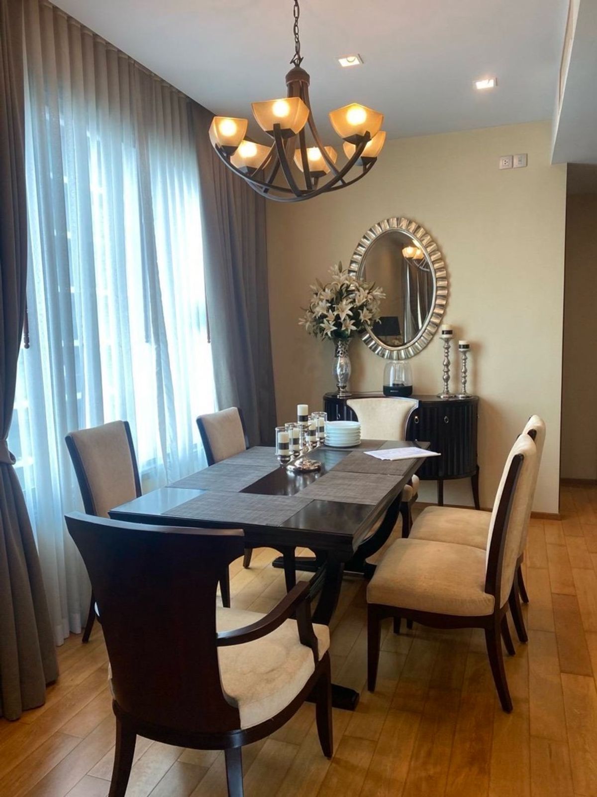 ให้เช่าคอนโดสุขุมวิท อโศก ทองหล่อ : Keyne โดย Sansiri 2 ห้องนอน 75sqm ให้เช่าเพียง 45,000 โปรดติดต่อ 0816878954