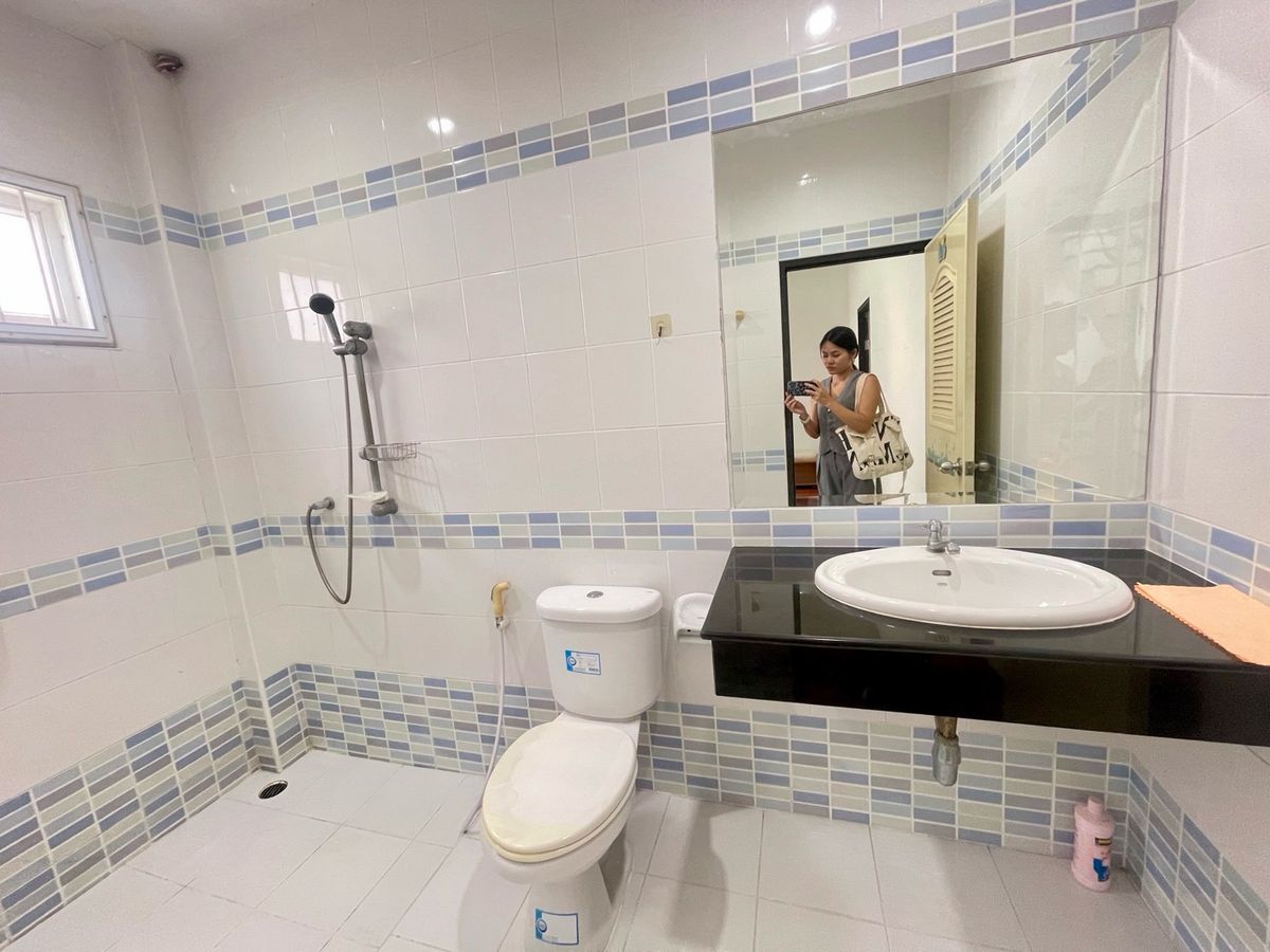 ขายทาวน์โฮมแจ้งวัฒนะ เมืองทอง : ✨ พร้อมขาย! ทาวน์โฮม เดอะ รูฟ แจ้งวัฒนะ (หลังมุม) รีโนเวทใหม่ พื้นที่กว้าง อยู่สบาย