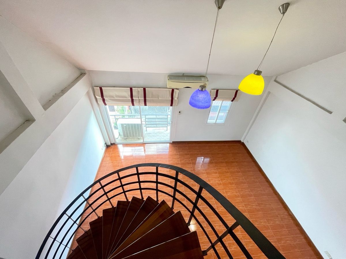 ขายทาวน์โฮมแจ้งวัฒนะ เมืองทอง : ✨ พร้อมขาย! ทาวน์โฮม เดอะ รูฟ แจ้งวัฒนะ (หลังมุม) รีโนเวทใหม่ พื้นที่กว้าง อยู่สบาย