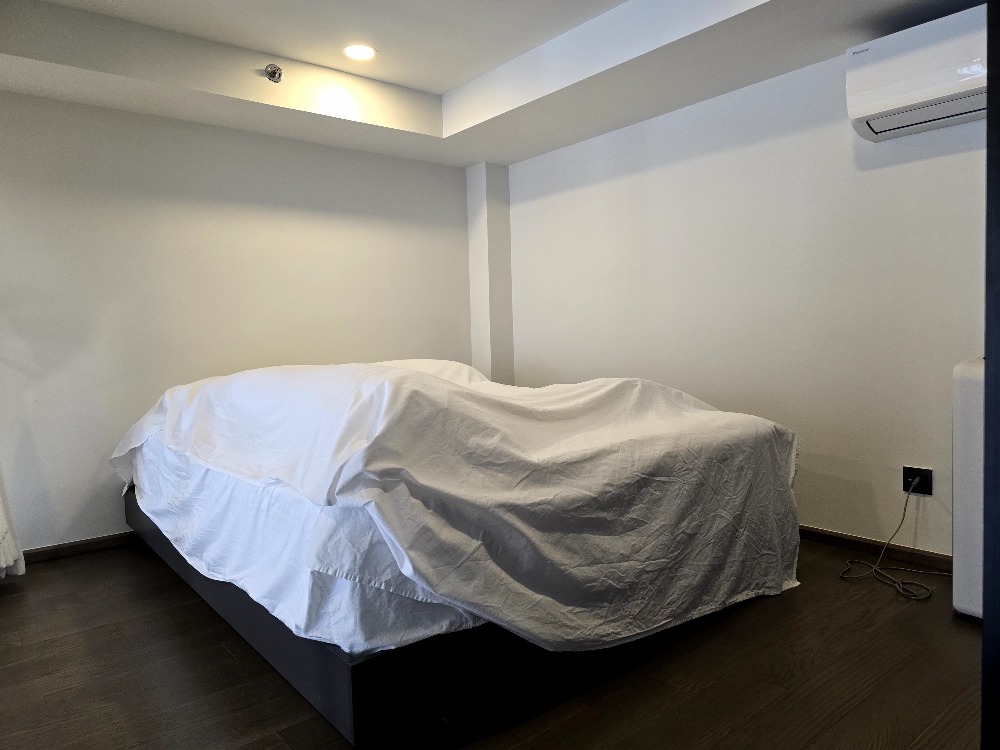 For SaleCondoSiam Paragon ,Chulalongkorn,Samyan : Park Origin Chula - Samyan【𝐒𝐄𝐋𝐋 & 𝐑𝐄𝐍𝐓】🔥Modern style Loft room Fully furnished/appliances, great view, close to Samyan MRT🔥 ติดต่อไลน์ไอดี: @hacondo