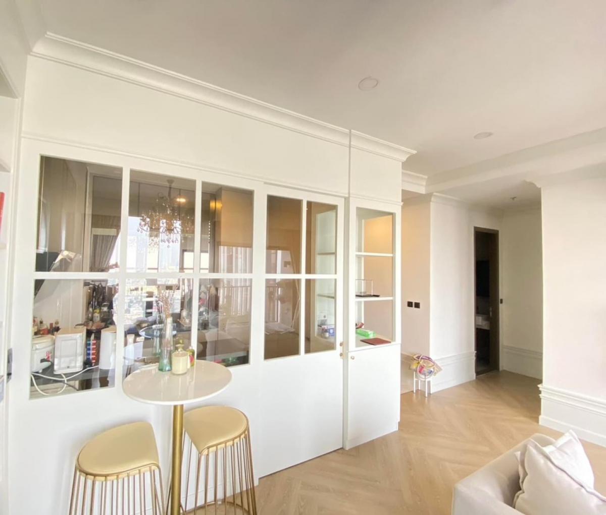 ขายคอนโดสุขุมวิท อโศก ทองหล่อ : 📢👇Park Origin Thonglor, one of the best luxury project and fabulous facilities in Thonglor for sale, good deal, good location, opposite Donki Mall, unblocked view, nice decoration with fully furnished