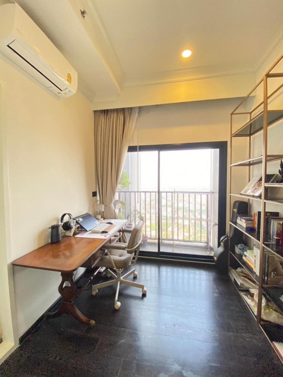 ขายคอนโดสุขุมวิท อโศก ทองหล่อ : 📢👇Park Origin Thonglor, one of the best luxury project and fabulous facilities in Thonglor for sale, good deal, good location, opposite Donki Mall, unblocked view, nice decoration with fully furnished