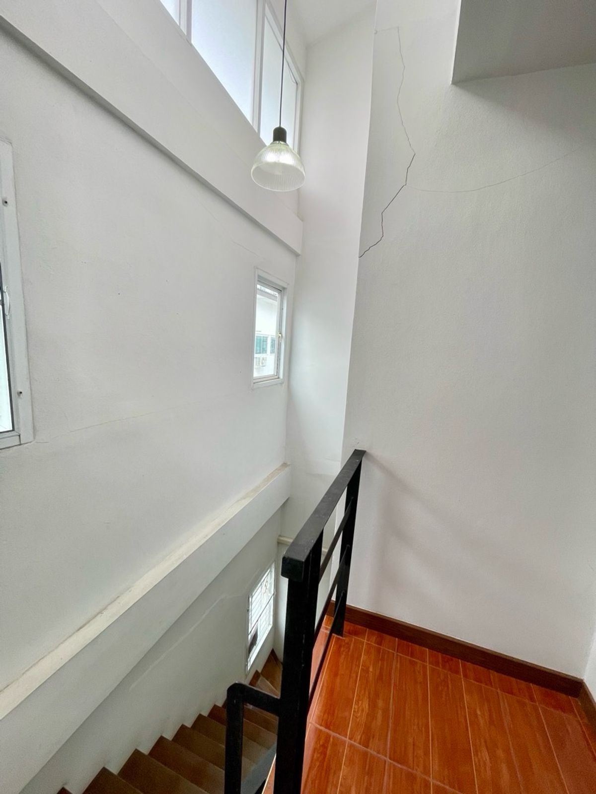 ขายทาวน์โฮมแจ้งวัฒนะ เมืองทอง : ✨ พร้อมขาย! ทาวน์โฮม เดอะ รูฟ แจ้งวัฒนะ (หลังมุม) รีโนเวทใหม่ พื้นที่กว้าง อยู่สบาย