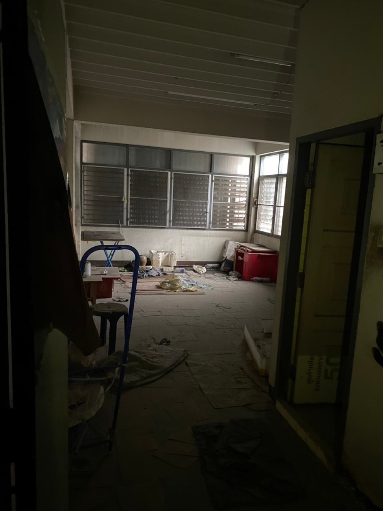 For SaleShop HouseRamkhamhaeng, Hua Mak : S-OFYE101 for sale, commercial building, Soi Ramkhamhaeng 1, 4 floors, size 40 sq m., usable area 160 sq m., 3 bedrooms, 2 bathrooms, 6.4 million 064-959-8900