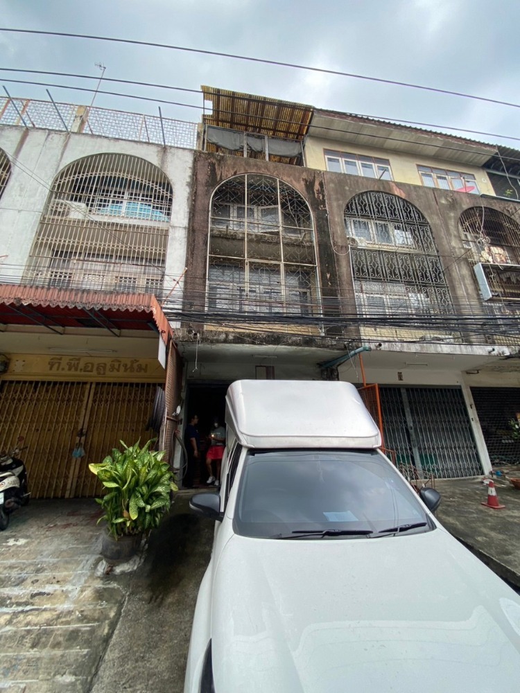 For SaleShop HouseRamkhamhaeng, Hua Mak : S-OFYE101 for sale, commercial building, Soi Ramkhamhaeng 1, 4 floors, size 40 sq m., usable area 160 sq m., 3 bedrooms, 2 bathrooms, 6.4 million 064-959-8900