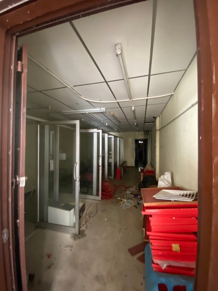 For SaleShop HouseRamkhamhaeng, Hua Mak : S-OFYE102 for sale, commercial building, Soi Ramkhamhaeng 1, 4 floors, size 40 sq m., usable area 160 sq m., 3 bedrooms, 2 bathrooms, 6.4 million 064-959-8900