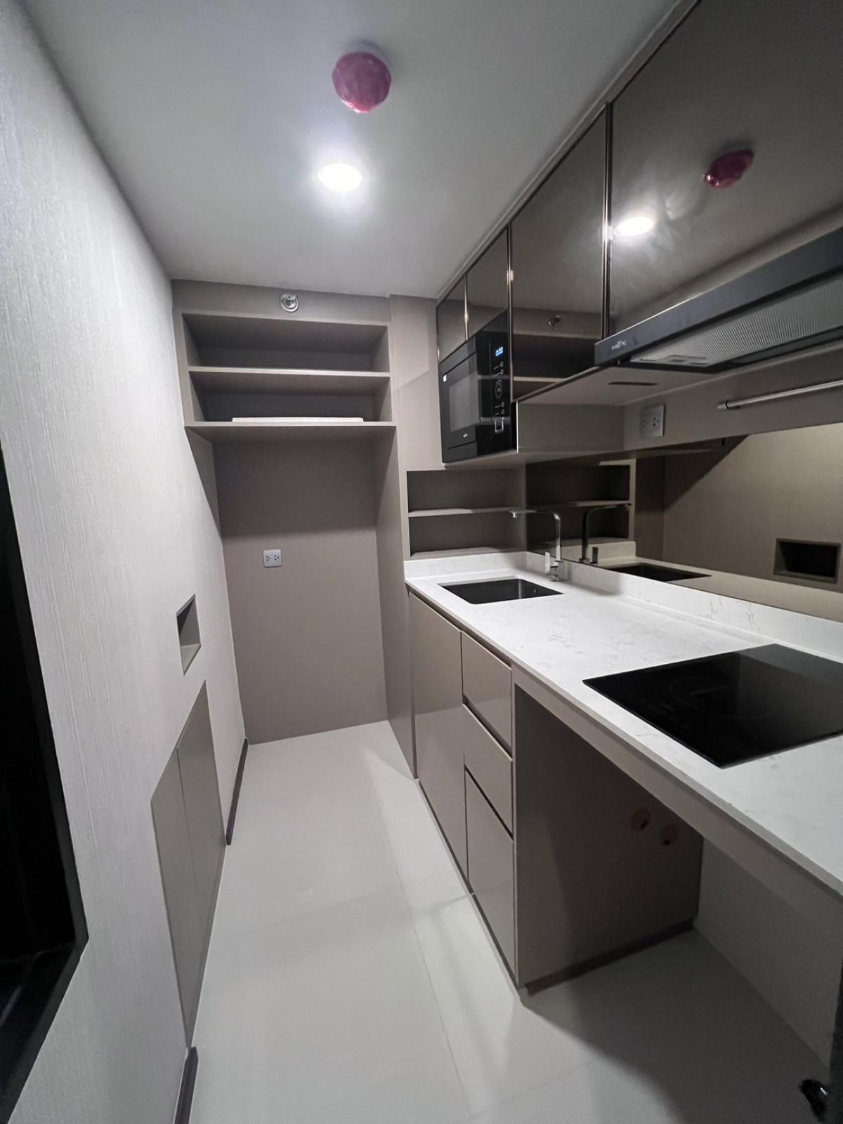 For RentCondoRatchathewi,Phayathai : Condo for rent, Park Origin Ratchathewi, 25th floor, fully furnished here.