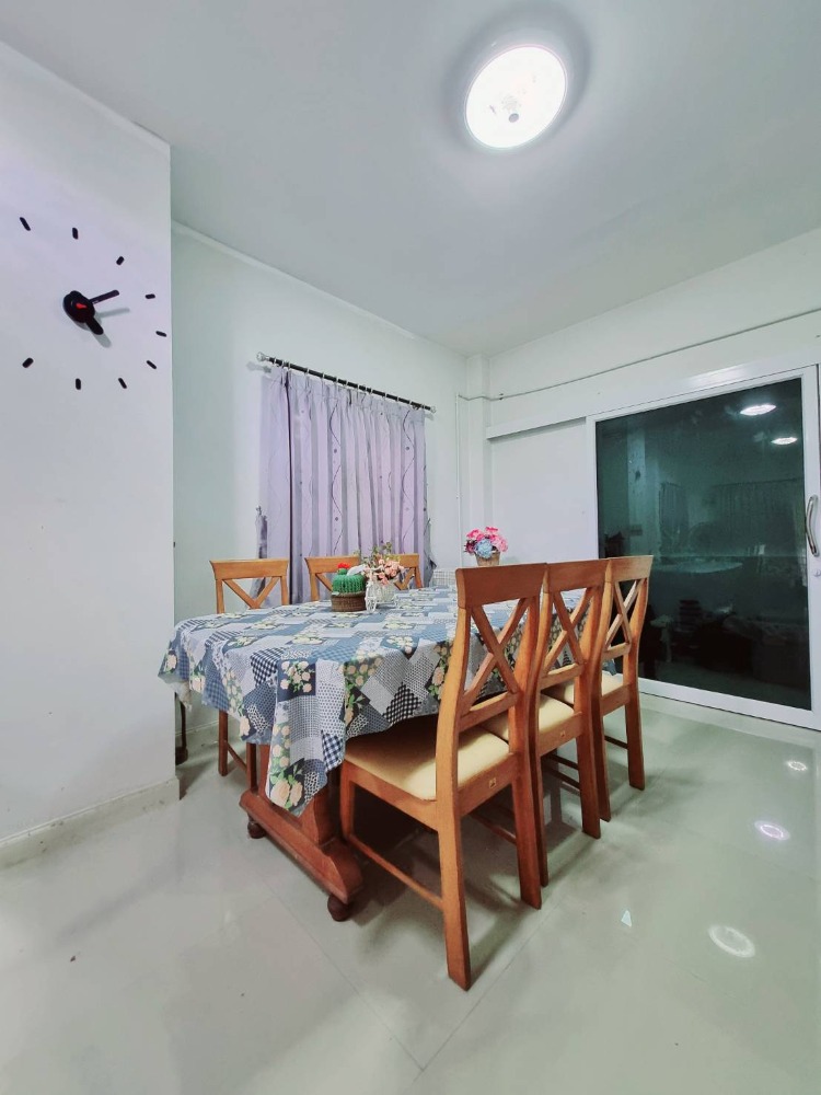 ขายบ้านลาดกระบัง สุวรรณภูมิ : ขายบ้านเดี่ยว ลาดกระบัง ทำเลสวย ทำเลดี บ้านแลนซีโอ คริป Lanceo Crib อ่อนนุช-สุวรรณภูมิ บ้านพร้อมอยู่ พื้นที่ใช้สอย 126 ตรม. 4 ห้องนอน ทำเลดี เดินทางสะดวก ลาดกระบัง, สนามบินสุวรรณภูมิ, สนใจต่อลองได้ 081-2069708