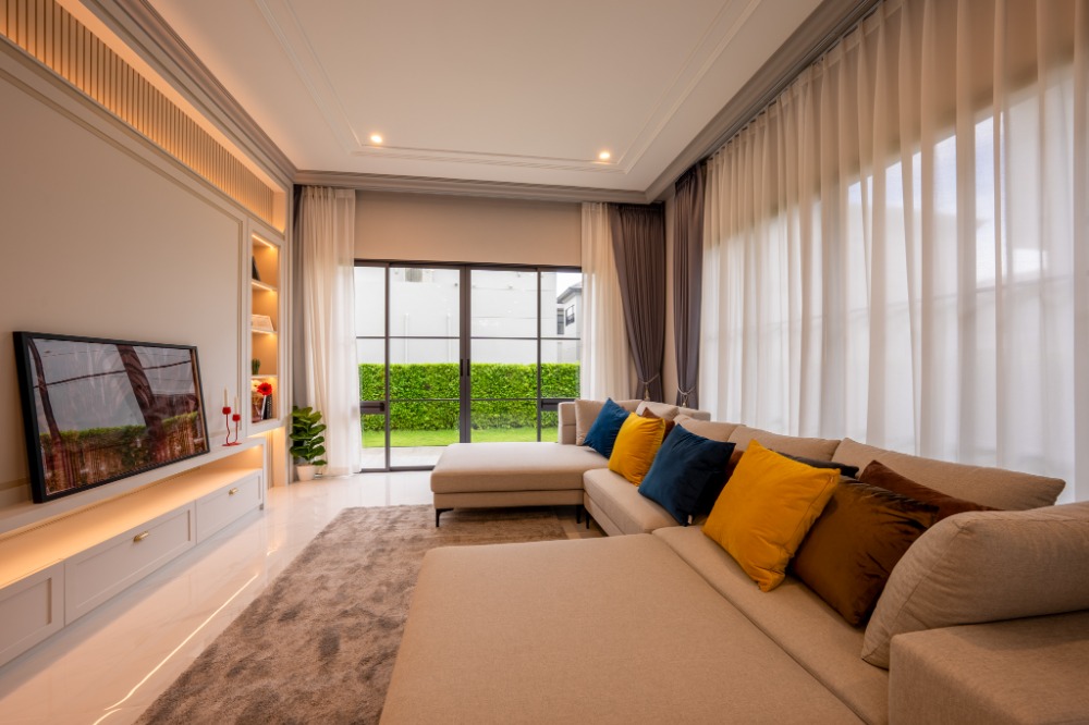 ให้เช่าบ้านพัฒนาการ ศรีนครินทร์ : For RENT: 430,000 THB/Month – Narasiri Krungthep Kreetha