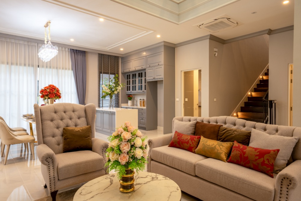 ให้เช่าบ้านพัฒนาการ ศรีนครินทร์ : For RENT: 430,000 THB/Month – Narasiri Krungthep Kreetha