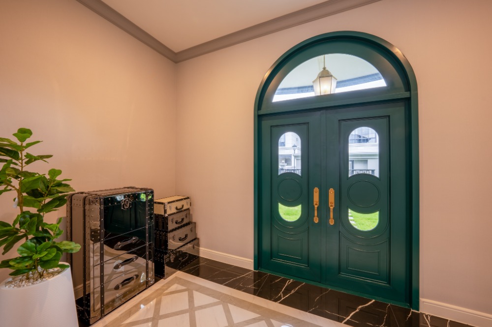 ให้เช่าบ้านพัฒนาการ ศรีนครินทร์ : For RENT: 430,000 THB/Month – Narasiri Krungthep Kreetha