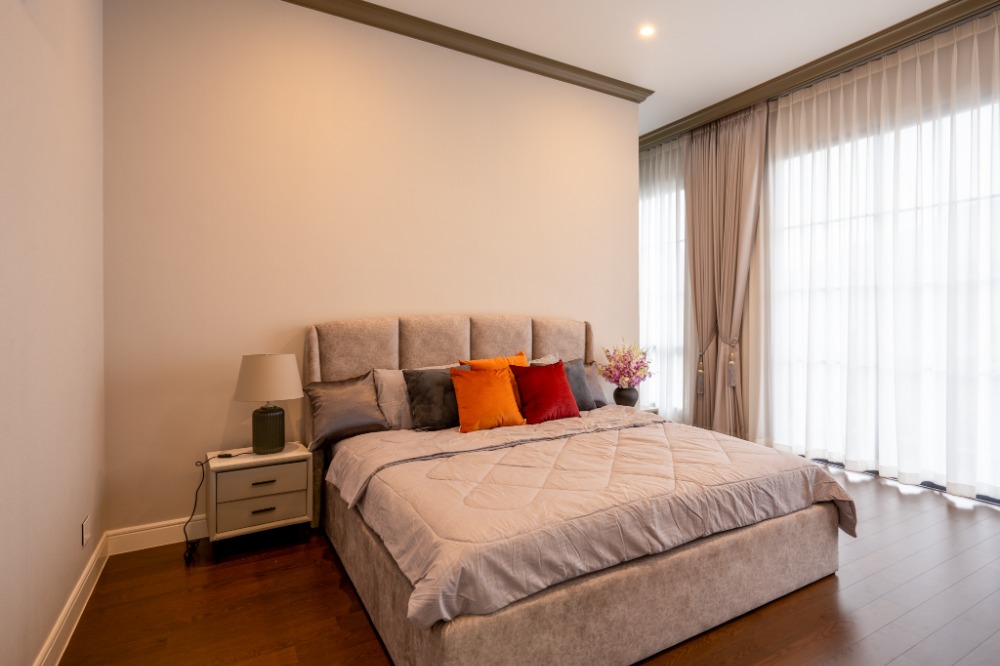 ให้เช่าบ้านพัฒนาการ ศรีนครินทร์ : For RENT: 430,000 THB/Month – Narasiri Krungthep Kreetha