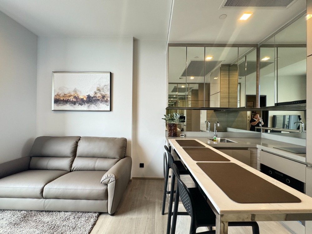 For RentCondoLadprao, Central Ladprao : For rent, 1 bedroom, 35 sq m, high floor, garden view, beautifully decorated, ready to move in.