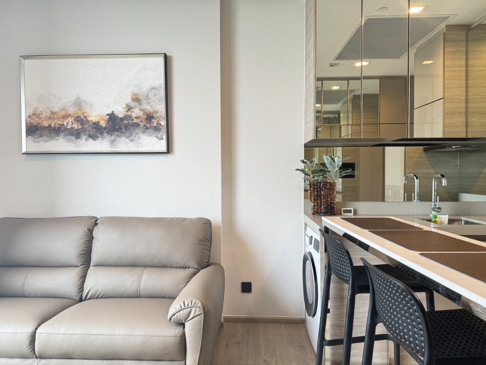 For RentCondoLadprao, Central Ladprao : For rent, 1 bedroom, 35 sq m, high floor, garden view, beautifully decorated, ready to move in.