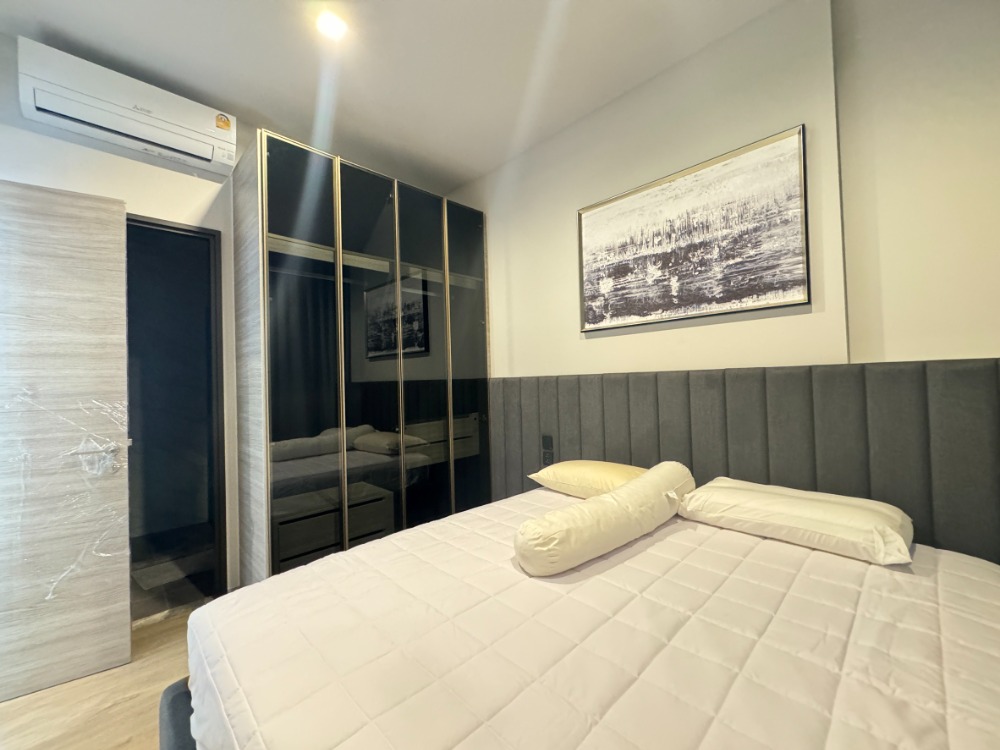 For RentCondoLadprao, Central Ladprao : For rent, 1 bedroom, 35 sq m, high floor, garden view, beautifully decorated, ready to move in.