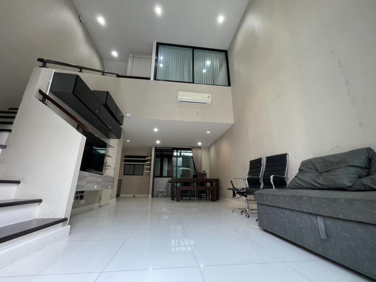 ให้เช่าทาวน์โฮมเกษตรศาสตร์ รัชโยธิน : ให้เช่า บ้านกลางเมืองวิภาวดี  ต้นโครงการ ซอยวิภาวดี 64 เเจ้งวัฒนะซอย 1 ใกล้ bts ราชภัฎพระนคร ม เกษตร ม ศรีปทุม เเละรถไฟฟ้าสายสีเเดง