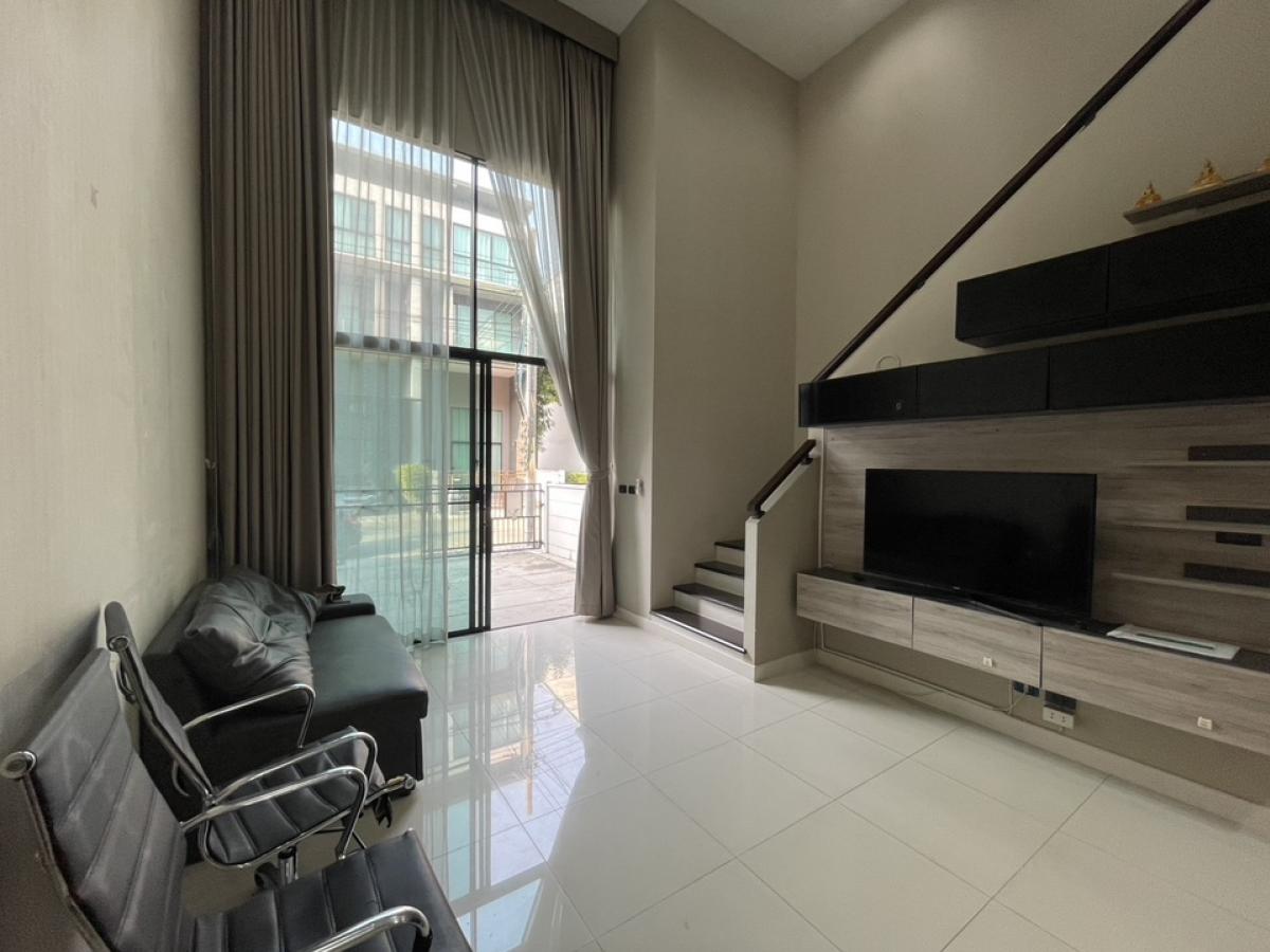 ให้เช่าทาวน์โฮมเกษตรศาสตร์ รัชโยธิน : ให้เช่า บ้านกลางเมืองวิภาวดี  ต้นโครงการ ซอยวิภาวดี 64 เเจ้งวัฒนะซอย 1 ใกล้ bts ราชภัฎพระนคร ม เกษตร ม ศรีปทุม เเละรถไฟฟ้าสายสีเเดง