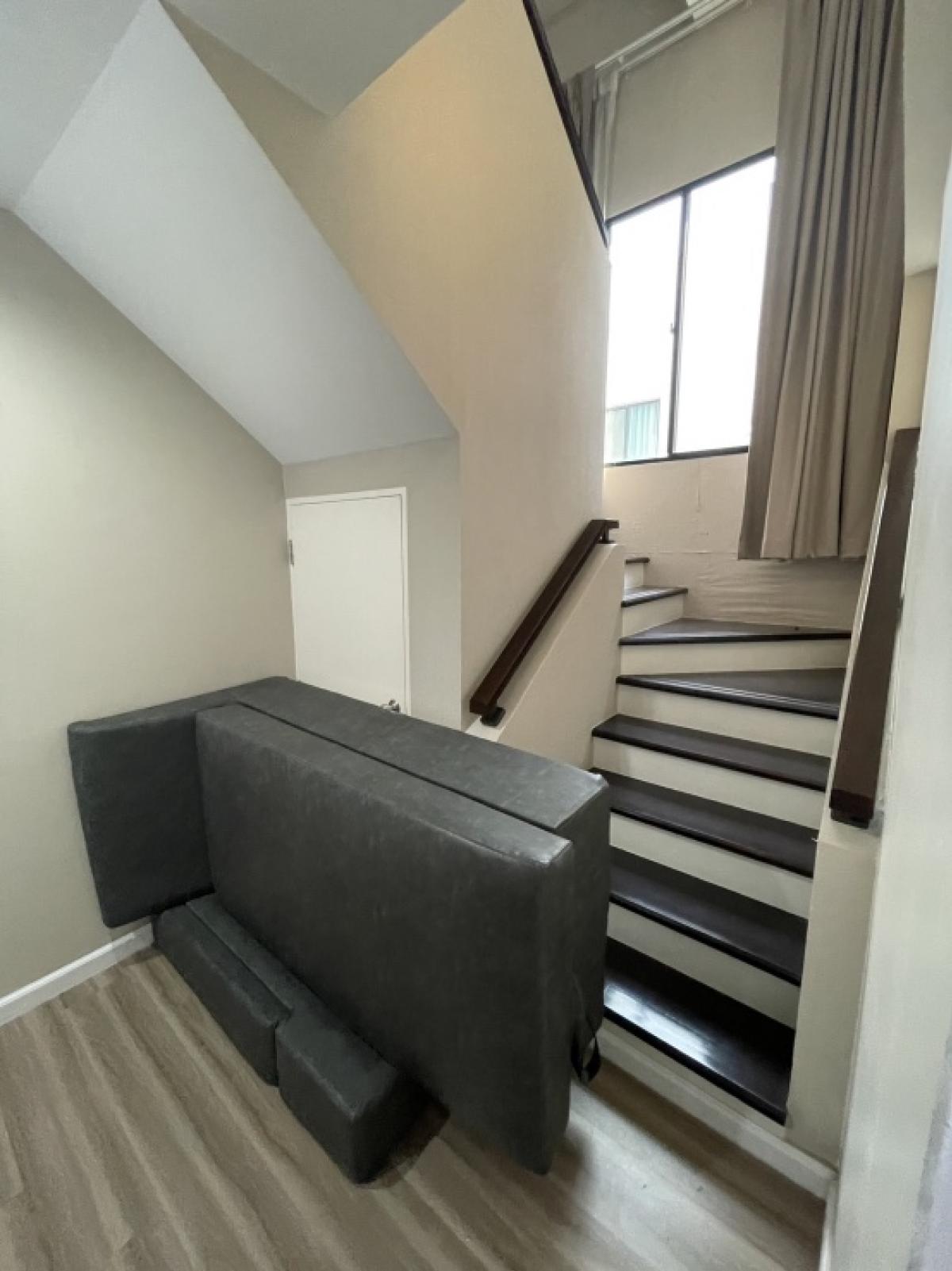 ให้เช่าทาวน์โฮมเกษตรศาสตร์ รัชโยธิน : ให้เช่า บ้านกลางเมืองวิภาวดี  ต้นโครงการ ซอยวิภาวดี 64 เเจ้งวัฒนะซอย 1 ใกล้ bts ราชภัฎพระนคร ม เกษตร ม ศรีปทุม เเละรถไฟฟ้าสายสีเเดง