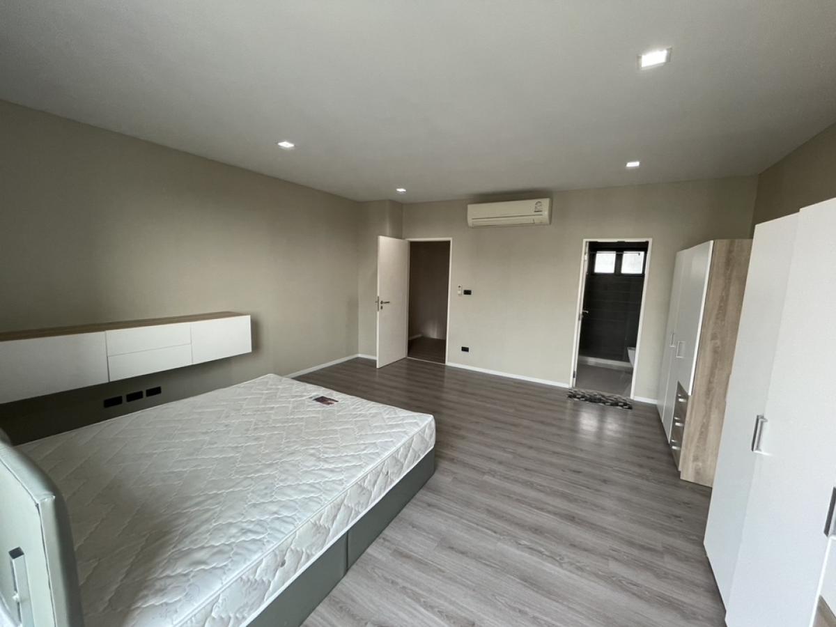 ให้เช่าทาวน์โฮมเกษตรศาสตร์ รัชโยธิน : ให้เช่า บ้านกลางเมืองวิภาวดี  ต้นโครงการ ซอยวิภาวดี 64 เเจ้งวัฒนะซอย 1 ใกล้ bts ราชภัฎพระนคร ม เกษตร ม ศรีปทุม เเละรถไฟฟ้าสายสีเเดง