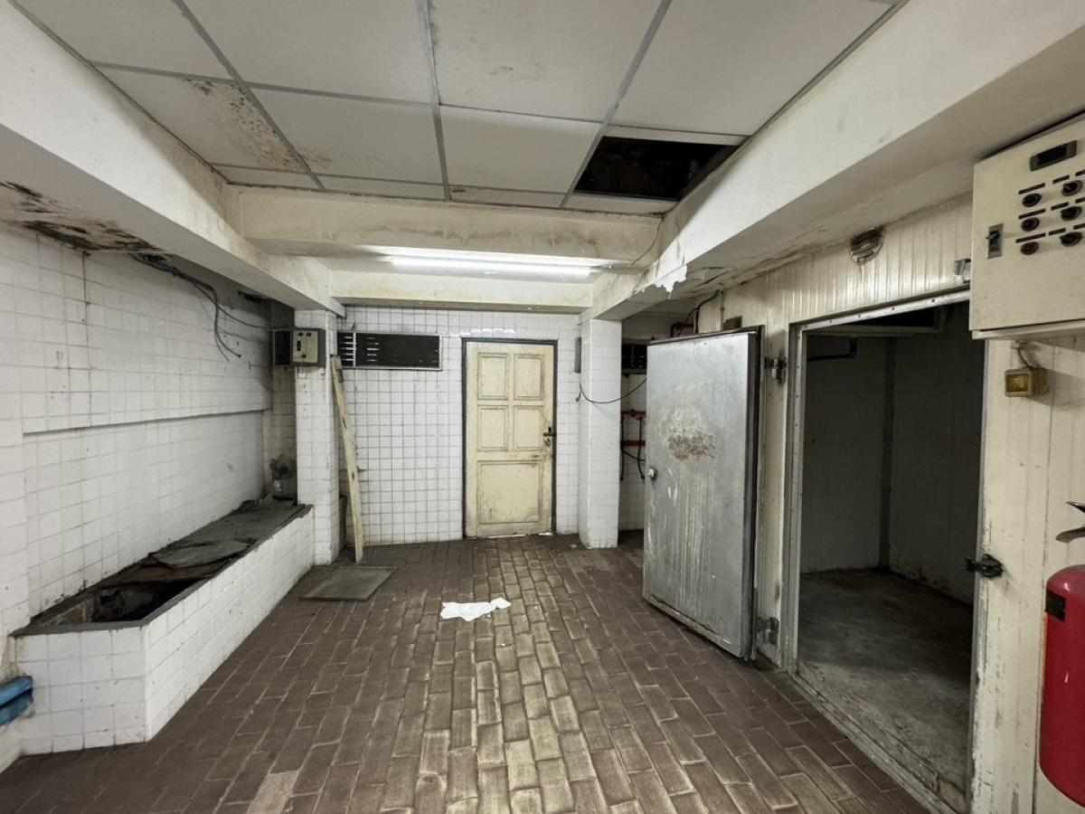 For RentRetail SpaceWitthayu, Chidlom, Langsuan, Ploenchit : 📌Space for rent For opening a restaurant, Ploenchit, Chidlom location, accepting business, clinic, spa, beauty.