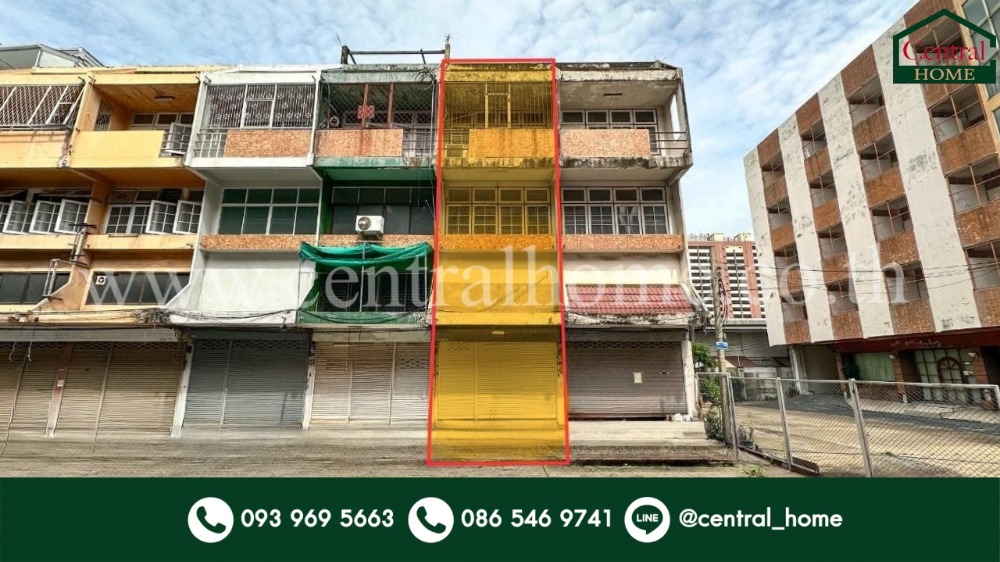 For SaleShop HouseRamkhamhaeng, Hua Mak : Commercial building, 3.5 floors, Soi Ramkhamhaeng 85/1, cheapest in the location.