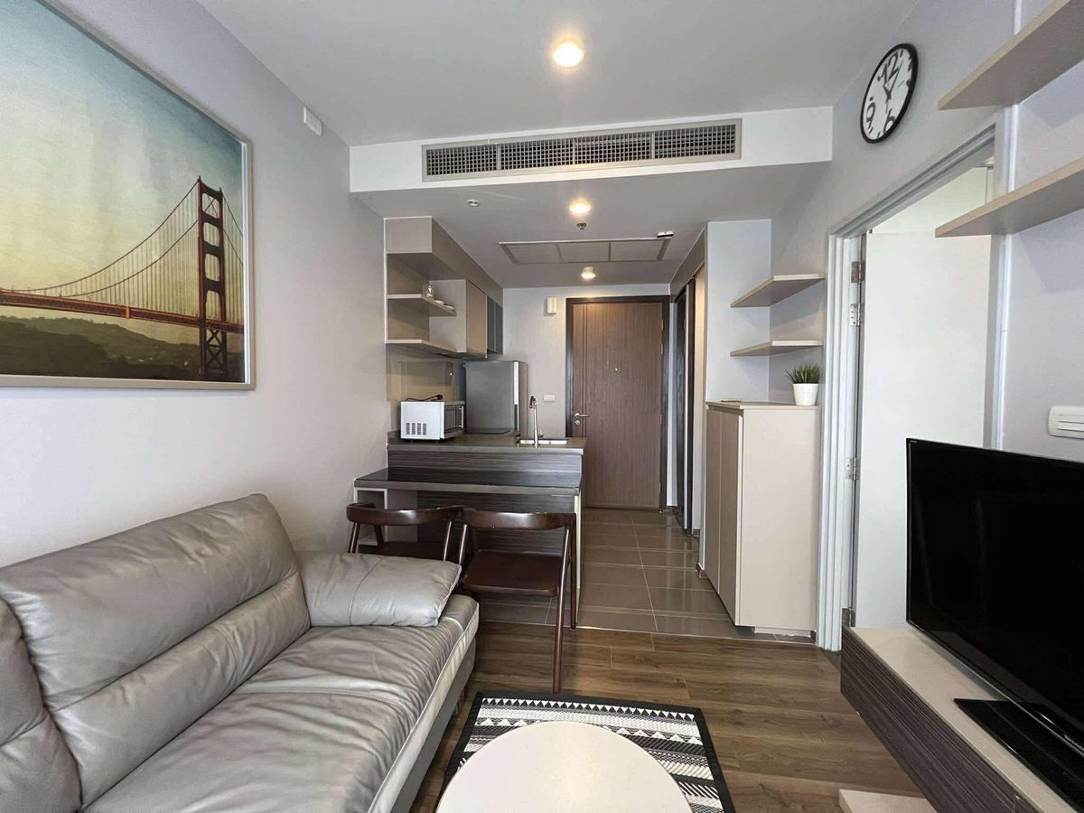 ขายคอนโดสะพานควาย จตุจักร : 31 SQM 4,090,000  / rent 17,000 