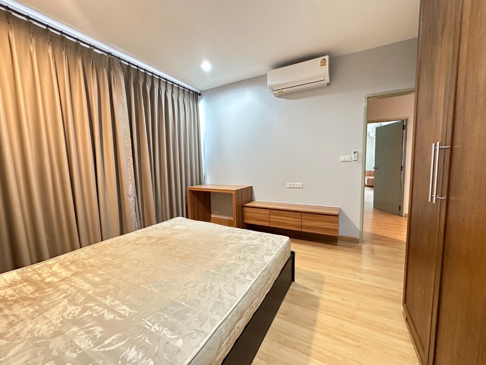 ให้เช่าคอนโดสีลม ศาลาแดง บางรัก : Silom Grand Terrace 2 Beds 2 Baths for rent 50k