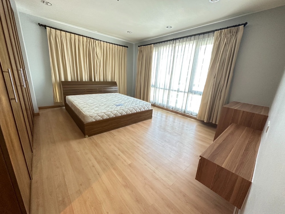 ให้เช่าคอนโดสีลม ศาลาแดง บางรัก : Silom Grand Terrace 2 Beds 2 Baths for rent 50k