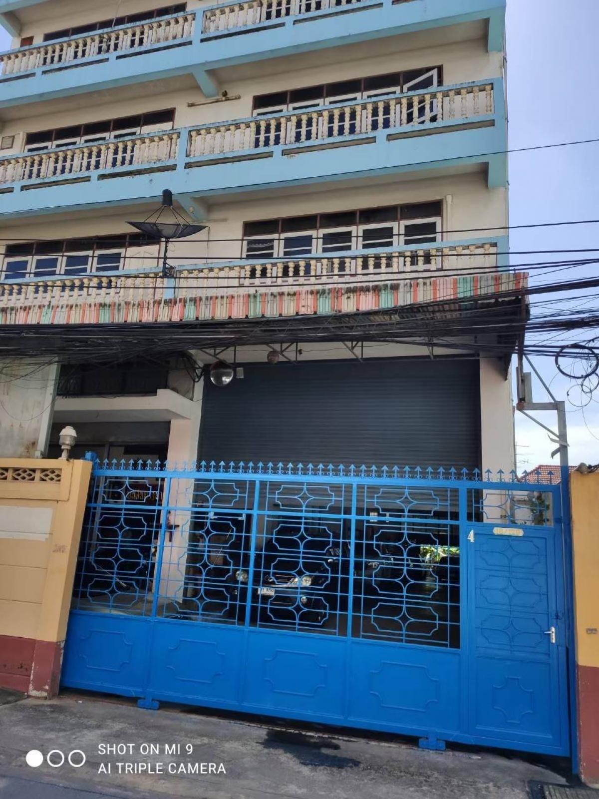 For SaleHome OfficeRama 2, Bang Khun Thian : Commercial building for sale with land, can be used as an office, factory or warehouse, area 145 square meters.
