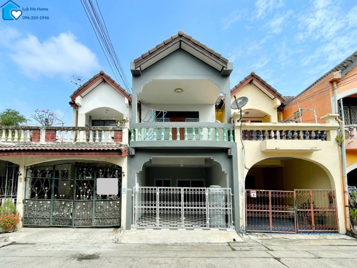 For SaleTownhomeVipawadee, Don Mueang, Lak Si : Second-hand house near the BTS, cheap price, beautiful house, ready to move in. Townhouse near the Green Line.