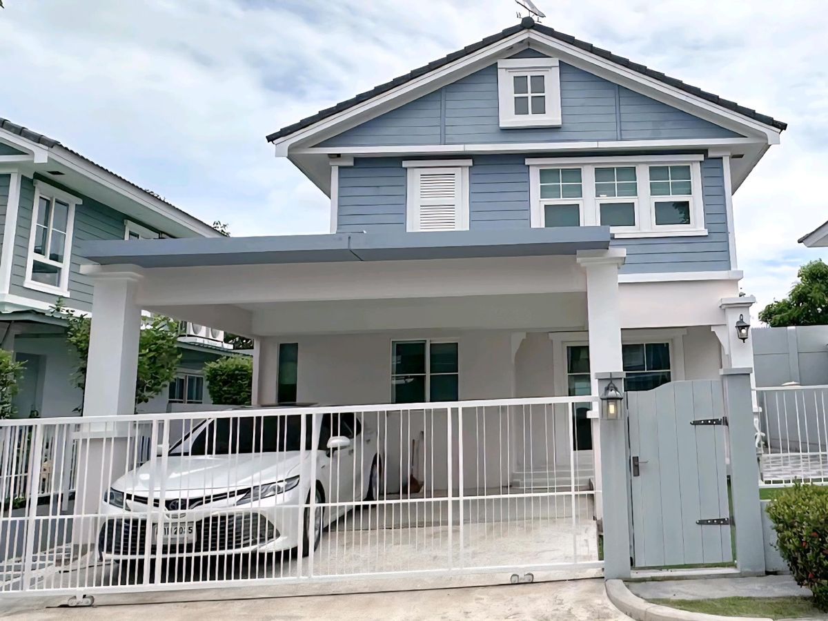 For RentHouseBangna, Bearing, Lasalle : For rent: 2-storey detached house, beautifully decorated, 52 sq m., on Bangna-Trad Road, km. 7, near Mega Bangna.