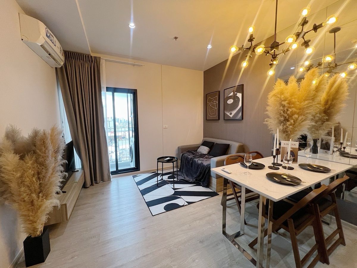 ให้เช่าคอนโดท่าพระ ตลาดพลู วุฒากาศ : 👑  Altitude Unicorn Sathorn-Tha Phra 👑   1 Bedroom ขนาด 35 ตรม. ชั้น17ห้องมุม ห้องสวยมากตกแต่งครบพร้อมเข้าอยู่