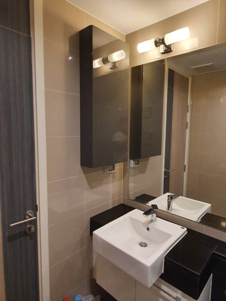 ขายคอนโดราชเทวี พญาไท : ขายด่วน!! คอนโด 1 ห้องนอน ศุภาลัย เอลีท พญาไท | ขนาด 61 ตร.ม. | ชั้น 18 ทิศเหนือ | เพดานสูง 3 เมตร