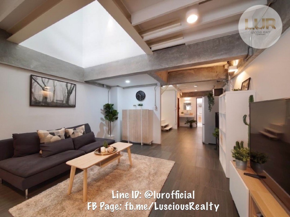 For RentTownhomeOnnut, Udomsuk : For rent: Mini Loft Pridi 42, size 24 sq m., 2 bedrooms, 2 bathrooms, 2 parking spaces, 42,000 baht per month.