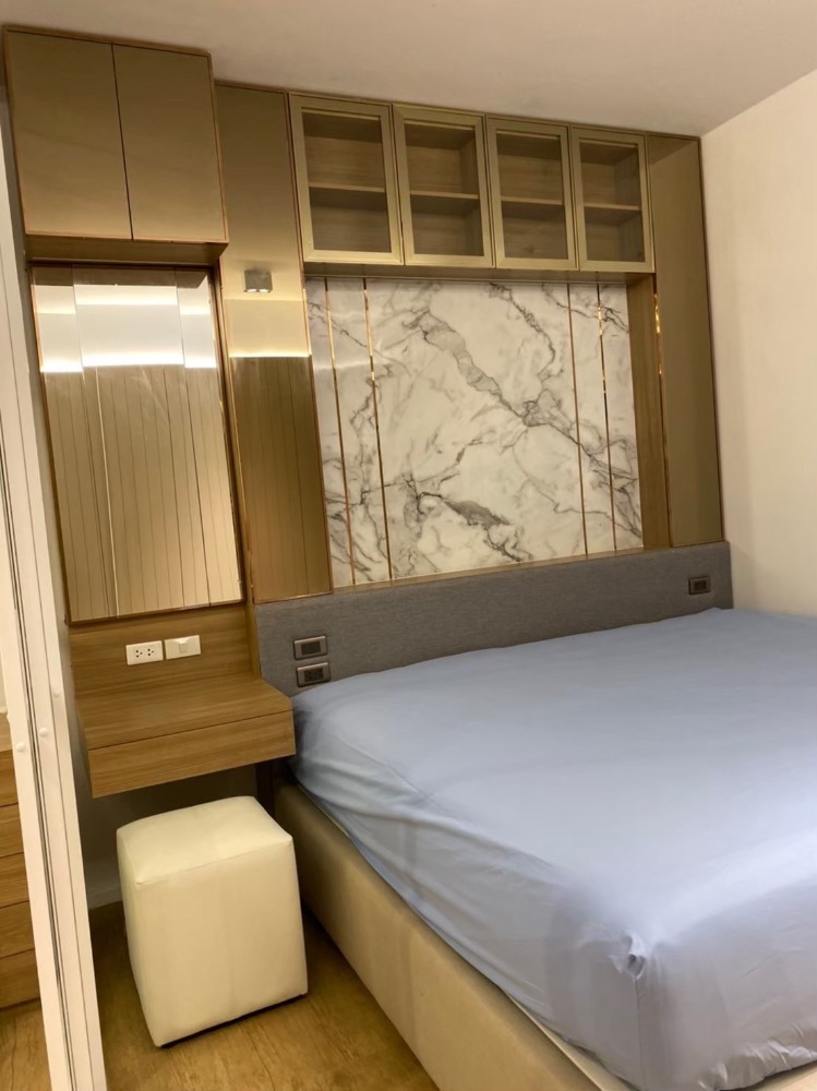 ให้เช่าคอนโดสยาม จุฬา สามย่าน : Triple Y Residence【𝐑𝐄𝐍𝐓】🔥คอนโดสุดมินิมอล โล่งโปร่งสบาย อบอุ่น  เฟอร์ครบ ใกล้ MRT สามย่าน 🔥 ติดต่อไลน์ไอดี: @hacondo