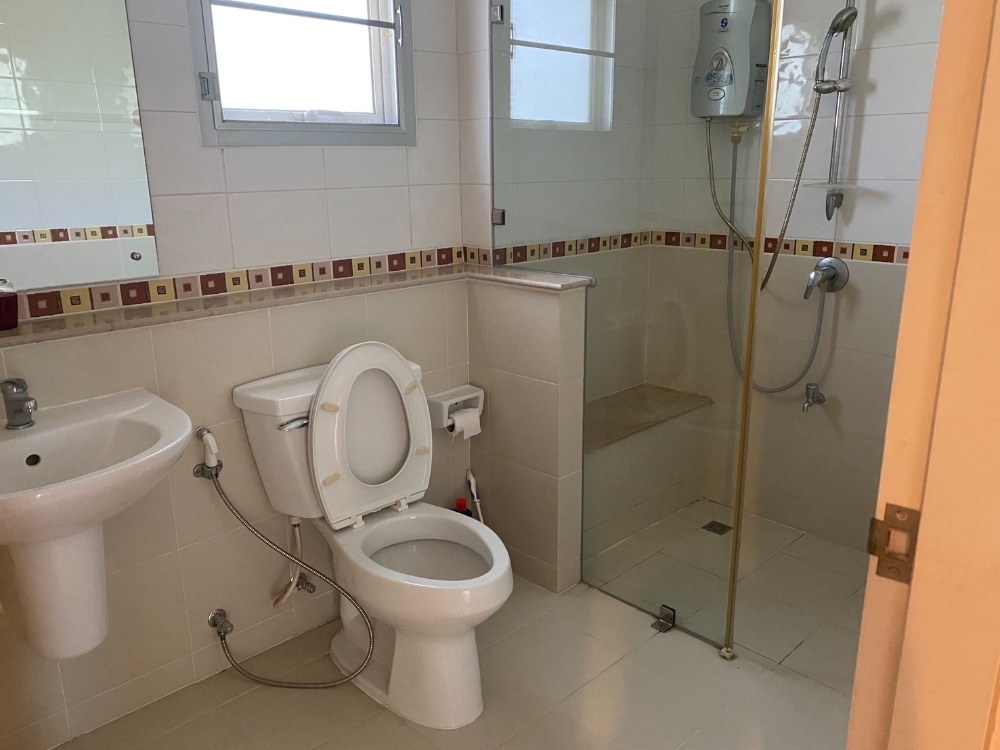 For SaleHouseRama 2, Bang Khun Thian : Single house for rent, The Grand Rama 2, near Mahachai Muang Mai Fresh Market, just 6 minutes.