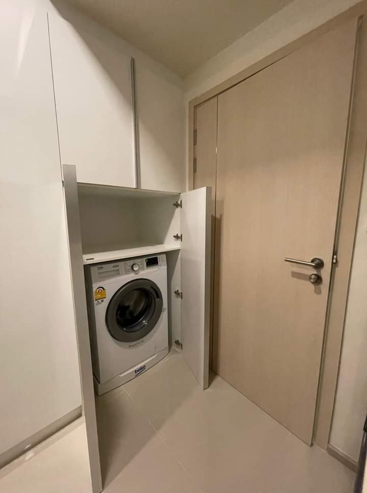 ขายคอนโดพระราม 9 เพชรบุรีตัดใหม่ RCA : S-MRRO109  ขายคอนโด มาเอสโตร03 รัชดา-พระราม9, ชั้น 8 ตึกเอ 29 ตรม. 1นอน 1น้ำ 3.7 ล้าน 064-959-8900