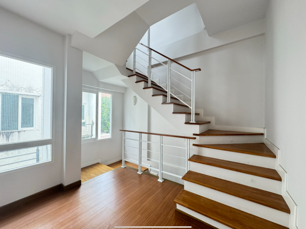 For SaleTownhomeSathorn, Narathiwat : 𝐎𝐑 🔥 🔥🔥 Sell 𝐁𝐚𝐚𝐧 𝐊𝐥𝐚𝐧𝐠 𝐊𝐫𝐮𝐧𝐠 𝐒𝐚𝐭𝐡𝐨𝐫𝐧 𝐒𝐚𝐭𝐡𝐨𝐫𝐧 𝐒𝐚𝐭𝐡𝐨𝐫𝐧 𝐁𝐞𝐝𝐫𝐨𝐨𝐦 𝐁𝐞𝐝𝐫𝐨𝐨𝐦 𝐁𝐞𝐝𝐫𝐨𝐨𝐦 𝐁𝐞𝐝𝐫𝐨𝐨𝐦 𝐁𝐞𝐝𝐫𝐨𝐨𝐦 𝐁𝐚𝐭𝐡 𝐁𝐚𝐭𝐡 𝐁𝐚𝐭𝐡 𝐁𝐚𝐭𝐡 𝐁𝐚𝐭𝐡 𝟐𝟐 𝟐𝟐.𝟓 𝐬𝐪 𝐬𝐪 𝐬𝐪 𝐬𝐪 𝐬𝐪 𝐬𝐪 𝟏𝟓 𝟏𝟓 𝐌𝐁 𝐌𝐁 𝐌𝐁 𝐌𝐁 Contact Khun Nat 𝟎𝟗𝟓𝟗𝟒𝟏𝟓𝟗𝟗𝟗