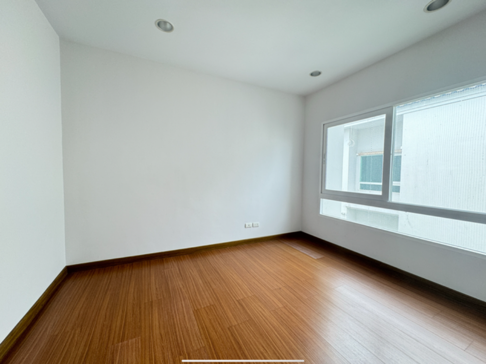 For SaleTownhomeSathorn, Narathiwat : 𝐎𝐑 🔥 🔥🔥 Sell 𝐁𝐚𝐚𝐧 𝐊𝐥𝐚𝐧𝐠 𝐊𝐫𝐮𝐧𝐠 𝐒𝐚𝐭𝐡𝐨𝐫𝐧 𝐒𝐚𝐭𝐡𝐨𝐫𝐧 𝐒𝐚𝐭𝐡𝐨𝐫𝐧 𝐁𝐞𝐝𝐫𝐨𝐨𝐦 𝐁𝐞𝐝𝐫𝐨𝐨𝐦 𝐁𝐞𝐝𝐫𝐨𝐨𝐦 𝐁𝐞𝐝𝐫𝐨𝐨𝐦 𝐁𝐞𝐝𝐫𝐨𝐨𝐦 𝐁𝐚𝐭𝐡 𝐁𝐚𝐭𝐡 𝐁𝐚𝐭𝐡 𝐁𝐚𝐭𝐡 𝐁𝐚𝐭𝐡 𝟐𝟐 𝟐𝟐.𝟓 𝐬𝐪 𝐬𝐪 𝐬𝐪 𝐬𝐪 𝐬𝐪 𝐬𝐪 𝟏𝟓 𝟏𝟓 𝐌𝐁 𝐌𝐁 𝐌𝐁 𝐌𝐁 Contact Khun Nat 𝟎𝟗𝟓𝟗𝟒𝟏𝟓𝟗𝟗𝟗